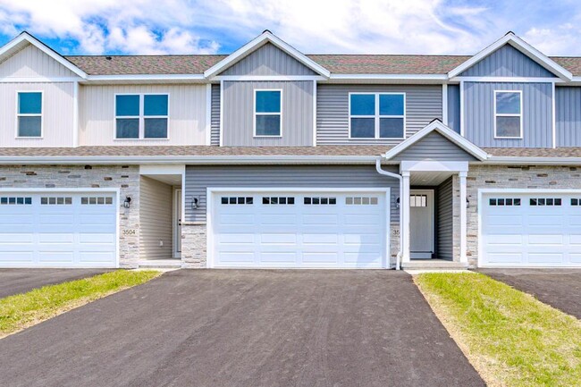 Building Photo - 3506 Green Pastures Ln