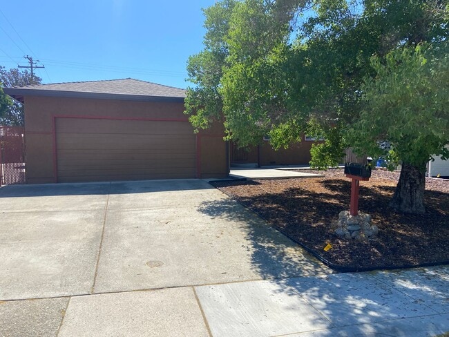 Photo - Folsom 3 Bdrm, 2 bath