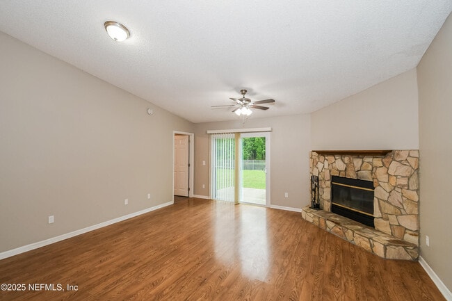 Photo - 8155 Teaticket Dr