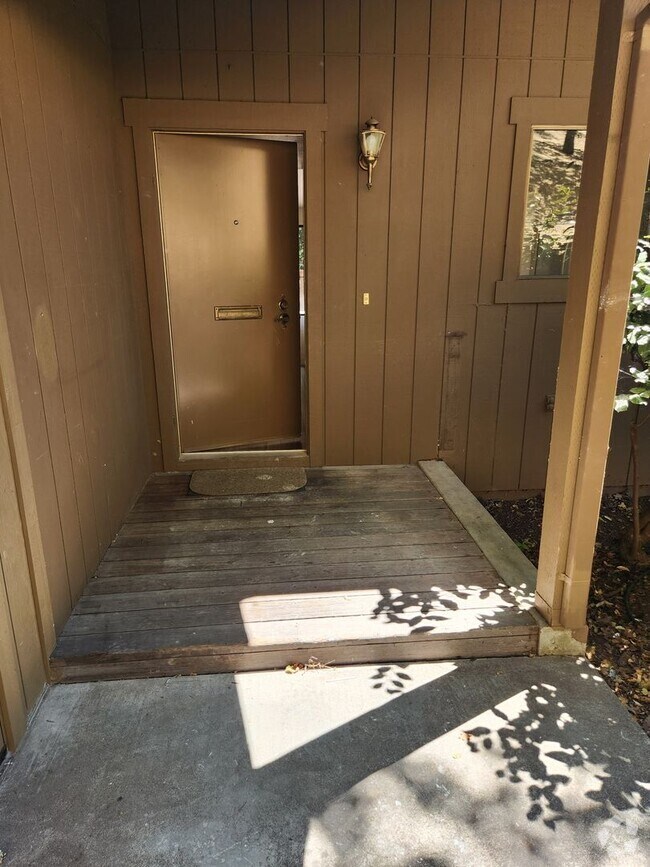 Duplex Rentals near Penngrove CA 2 Rentals