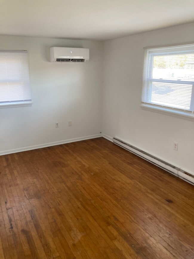 Photo - 3 Seashore Ln