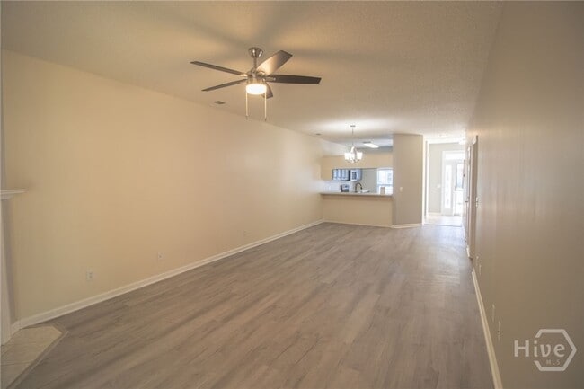 Photo - 44 Putters Pl