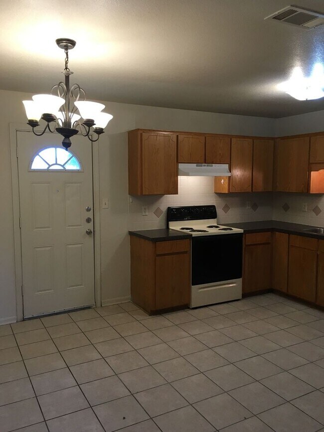 Photo - 3003 Cantabrian Dr Unidad 3003 Cantabrian Drive - B