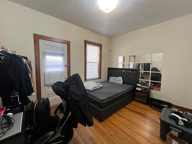 Photo - 346 Faneuil St Unit 2