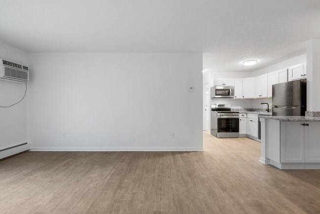 Westwood Apartments - SP Lafayette LLC