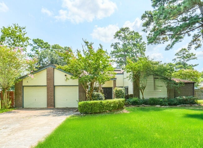 Building Photo - 9503 Dalmally St Rental