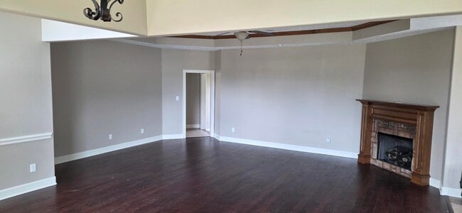 Photo - 3606 Sylvia Dr