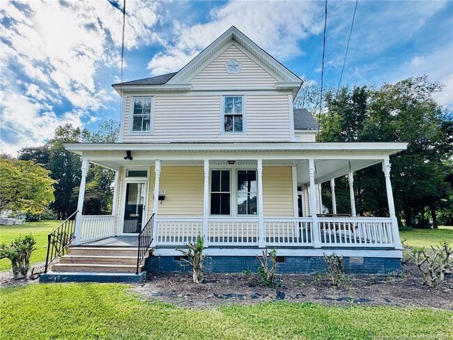Photo - 907 Caldwell St