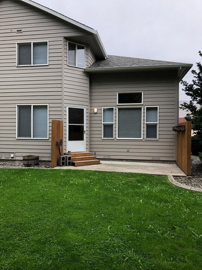 Photo - 511 Princeton Ave N Unit 511