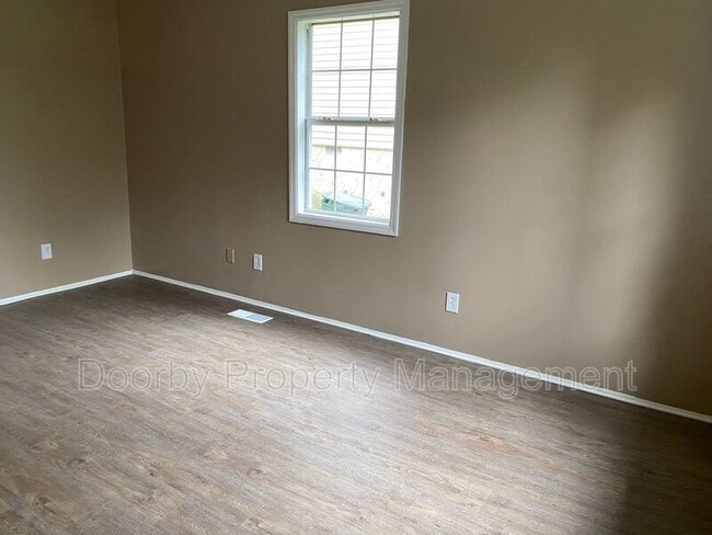 Photo - 3916 Blanchard St