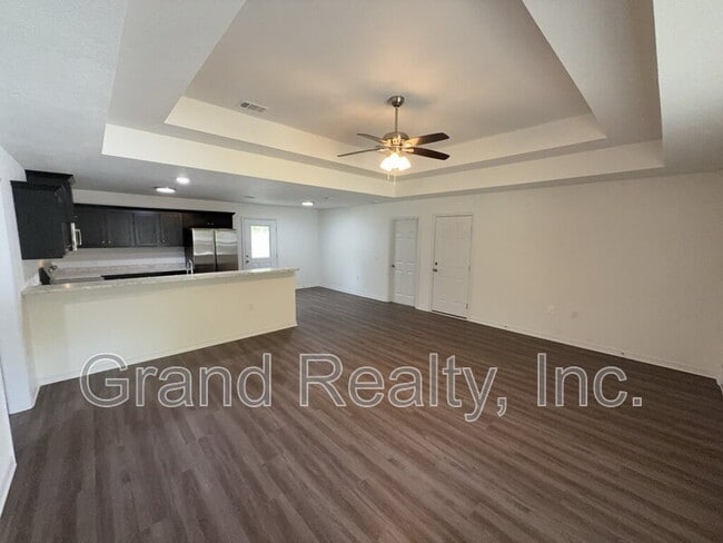 Photo - 5206 McCallister St