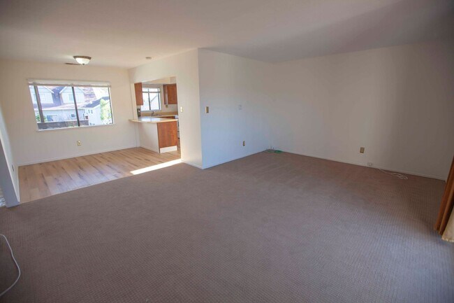 Photo - 3816BeresfordSt Unidad 1