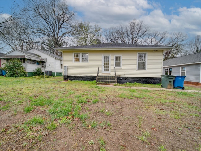 Photo - 1612 N Lee St