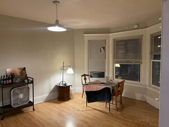 Photo - 231 Ashworth Pl