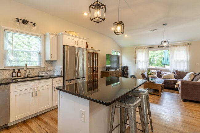 Photo - 132 Stanley Rd