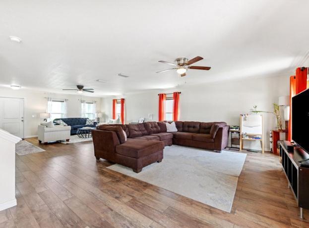 Photo - 12925 Keefer Ct