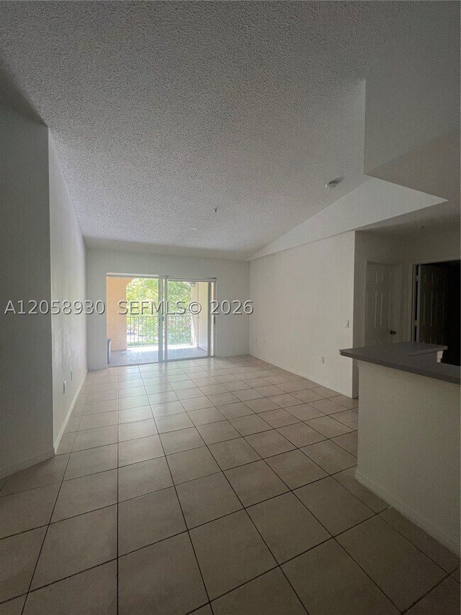 Photo - 2427 Centergate Dr Unit 305