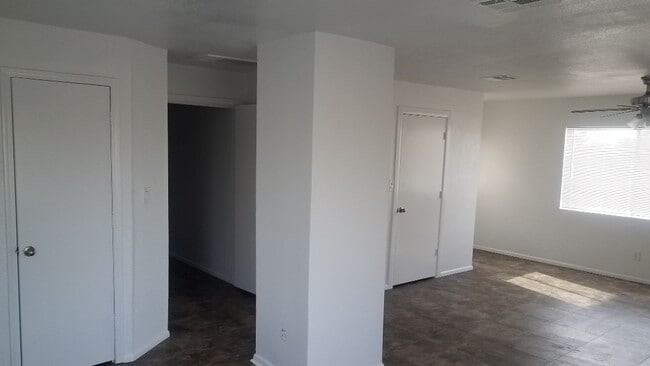 Photo - E Agua Fria Ln