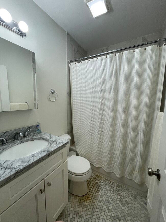 Photo - 62 West Cedar St Unit 2