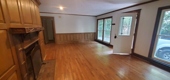 Photo - Spacious Mountain Home With Finished Basement & Great Location!