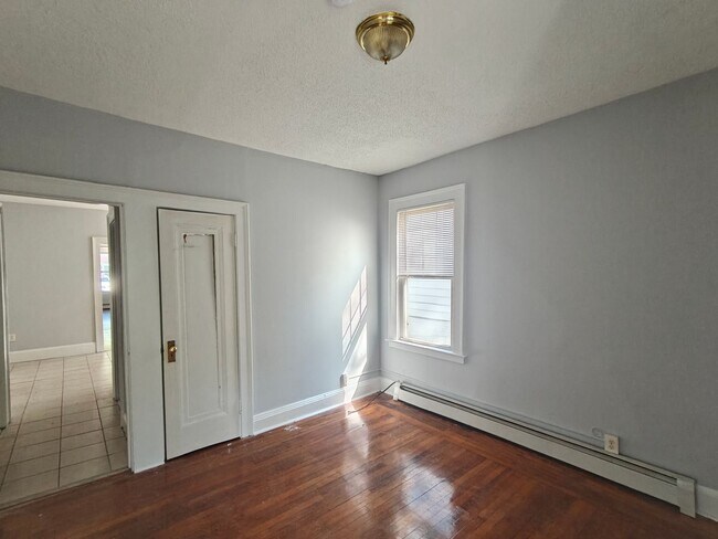 Photo - 100-100 Anthony St Unit 1L