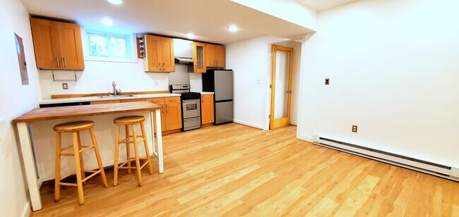 Photo - 715 14th St SE Unidad B