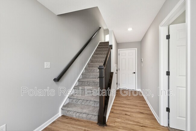 Photo - 4390 Douro Trl