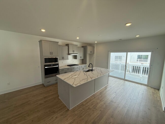 Photo - 15390 Oasis Sun Aly