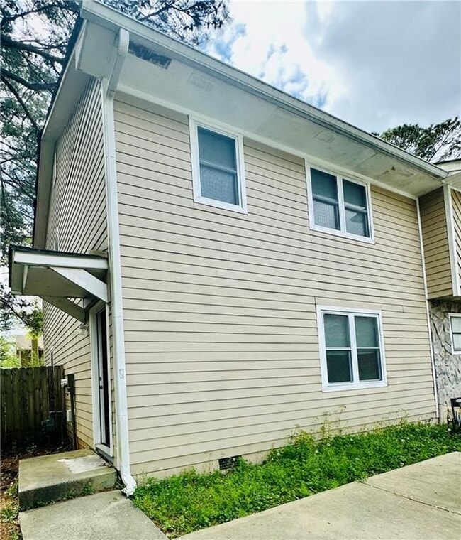 Building Photo - 1258 Creekside Ct