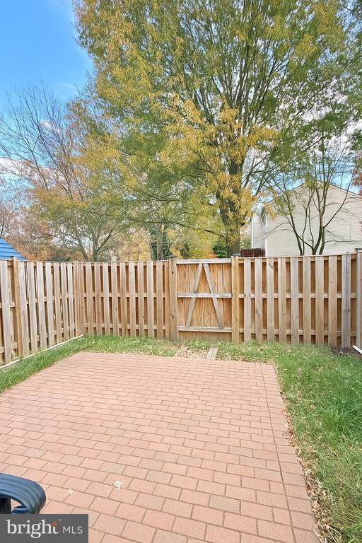 Photo - 5314 Larochelle Dr