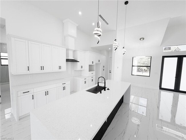 Photo - 2607 49th St W