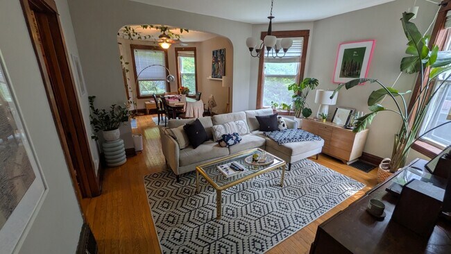 Photo - 3754 N Bell Ave Unit 1