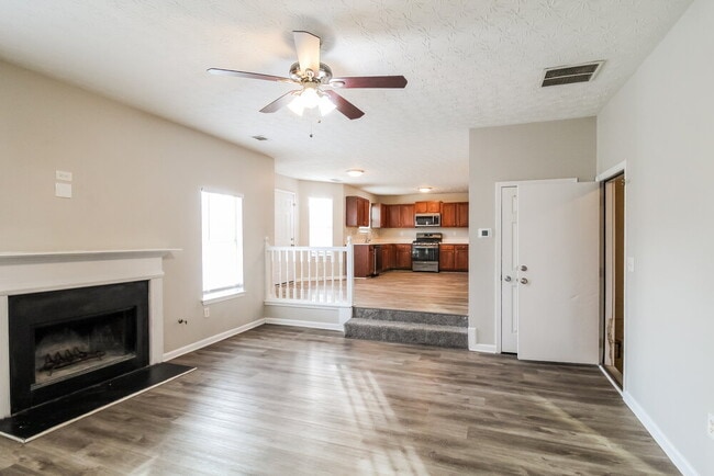 Photo - 35 Franklin Way