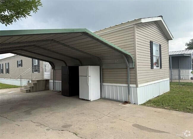 Building Photo - 2608 N Dahlia St Rental