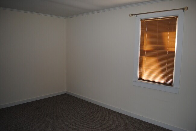 Bedroom - 27 N Church St Unit A