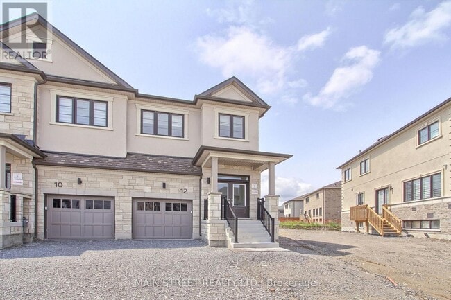 Photo - 12 Donald Ingram Cres
