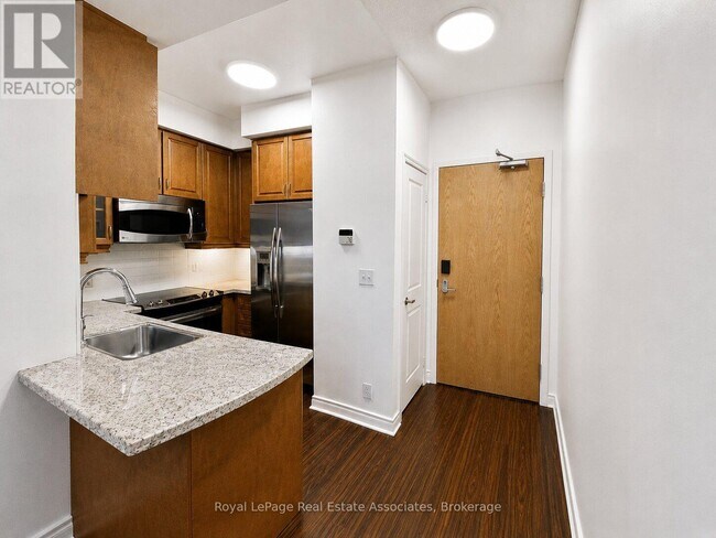 Photo - 1910 Lake Shore Blvd W Unit 1501