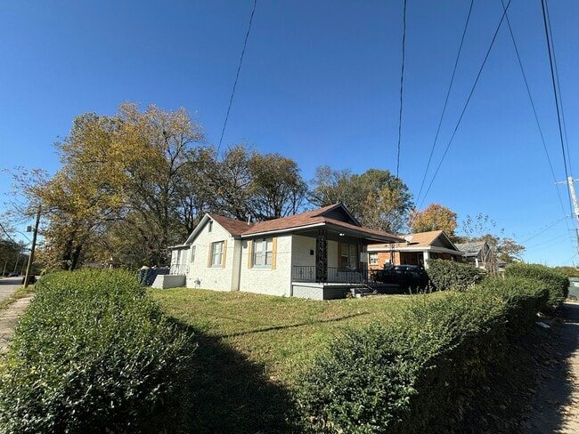 Photo - 425 Carpenter St