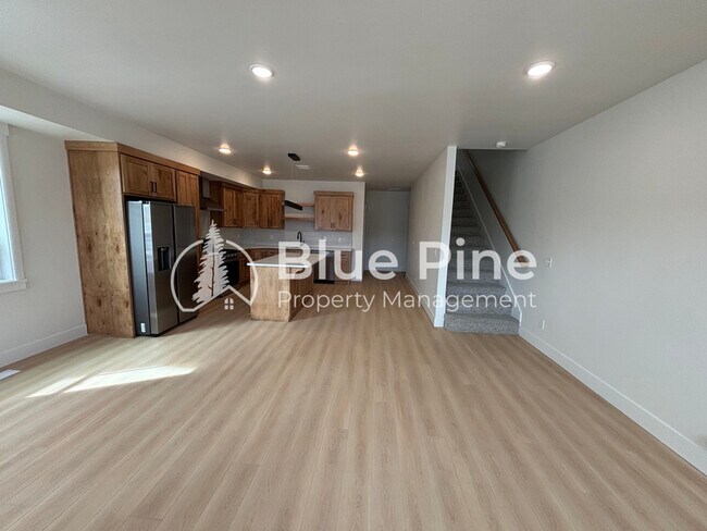 Photo - 1367 Latah Ave