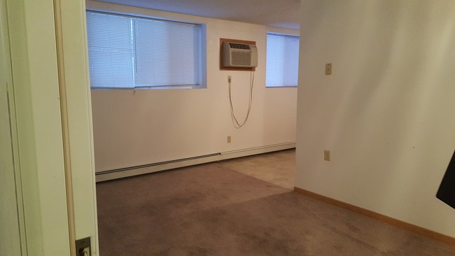 Photo - 299 Dyer St