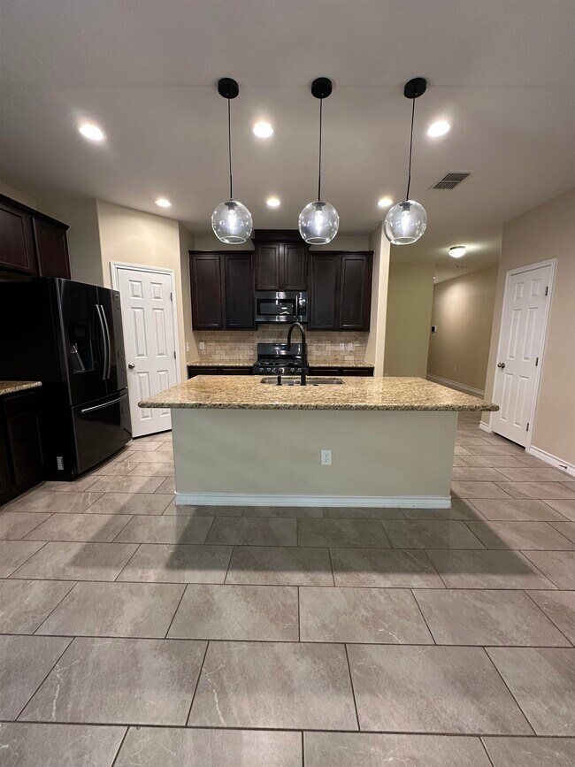 Photo - 1404 Orto Dr.