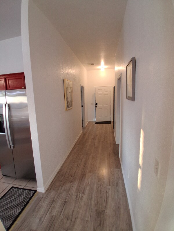 Photo - 2036 Cloverdale Ln