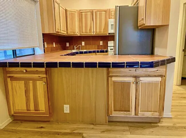 13 E Dupont Ave Unit Dupont 13 1/2