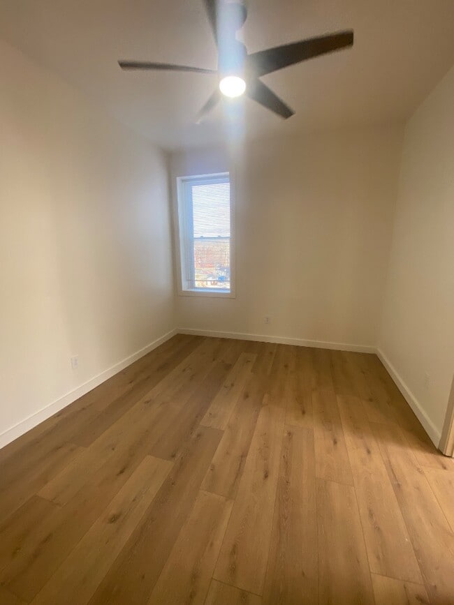 Photo - 4716 Louisiana Ave Unit 2F