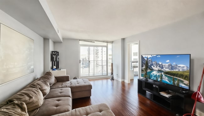 Photo - 1110-1111 11 St SW Unit 705