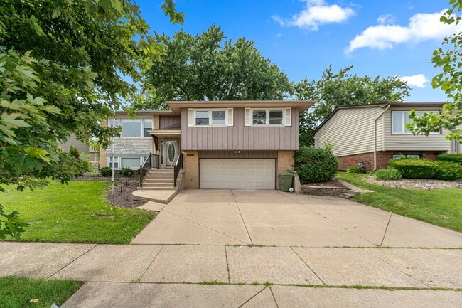 Photo - 15954 Ozark Ave