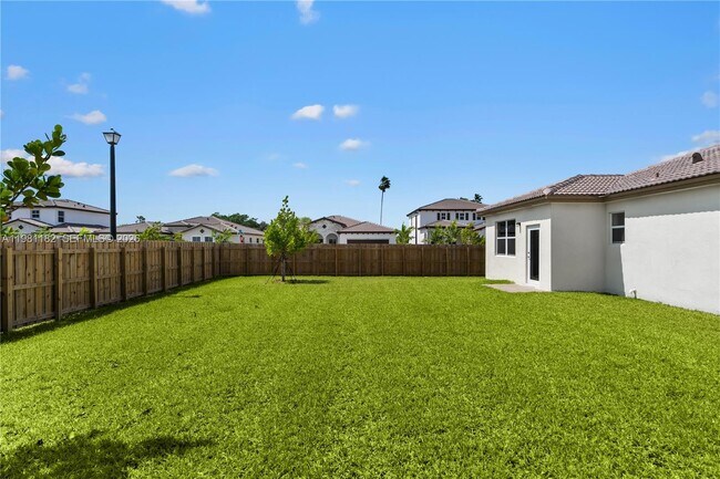 Photo - 2310 SE 28th Dr