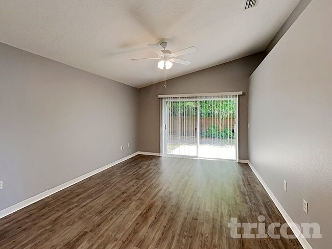 Photo - 3109 Camphor Dr