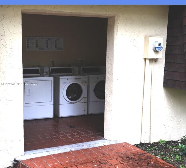 Photo - 13714 SW 90th Ave Unit 25