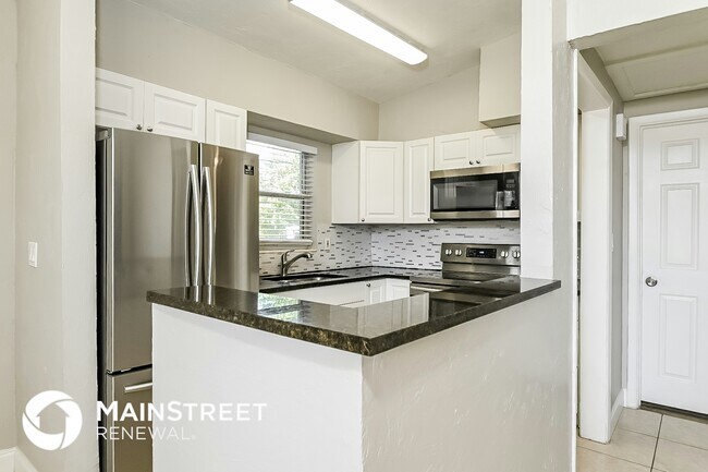 Photo - 3521 Schwalbe Dr